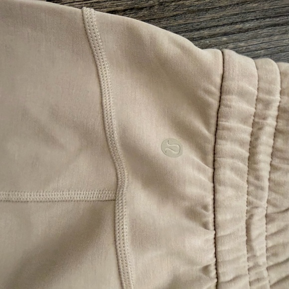 Softstreme High-Rise Straight-Leg
Cropped Pant, like new - Picture 8 of 8